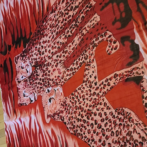 Leopard/ Cheeta Oversized Scarf - Picture 7 of 10